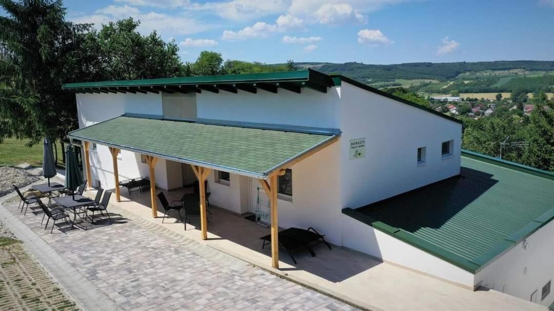 Borkúti Panzió és Apartman Balatonszemes Exterior foto
