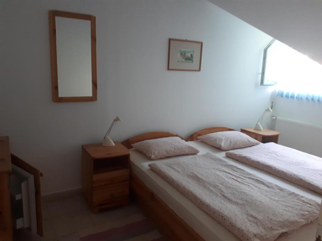 Borkúti Panzió és Apartman Balatonszemes Exterior foto