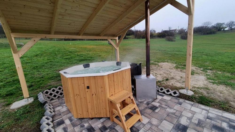 Borkúti Panzió és Apartman Balatonszemes Exterior foto